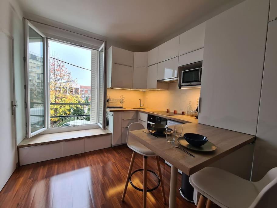 Studio A 2 Pas De La Gare Sartrouville Zewnętrze zdjęcie
