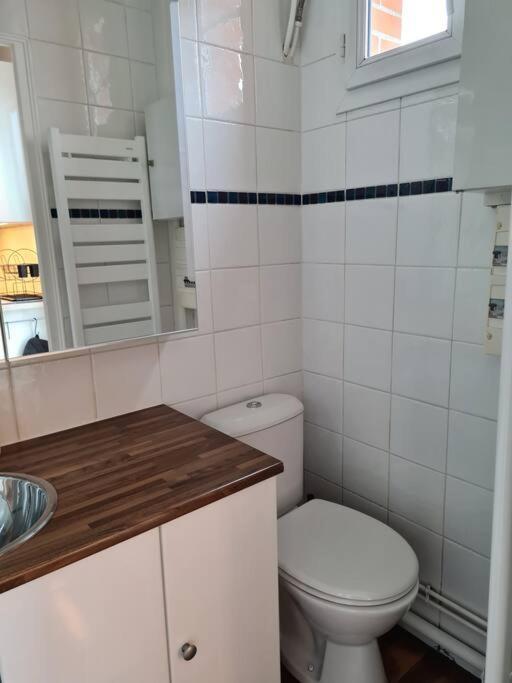Studio A 2 Pas De La Gare Sartrouville Zewnętrze zdjęcie