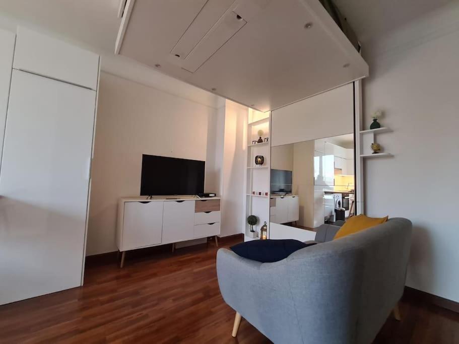 Studio A 2 Pas De La Gare Sartrouville Zewnętrze zdjęcie