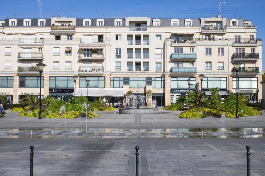 Studio A 2 Pas De La Gare Sartrouville Zewnętrze zdjęcie