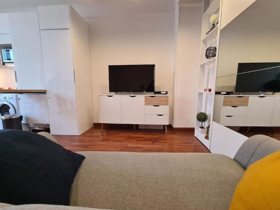 Studio A 2 Pas De La Gare Sartrouville Zewnętrze zdjęcie