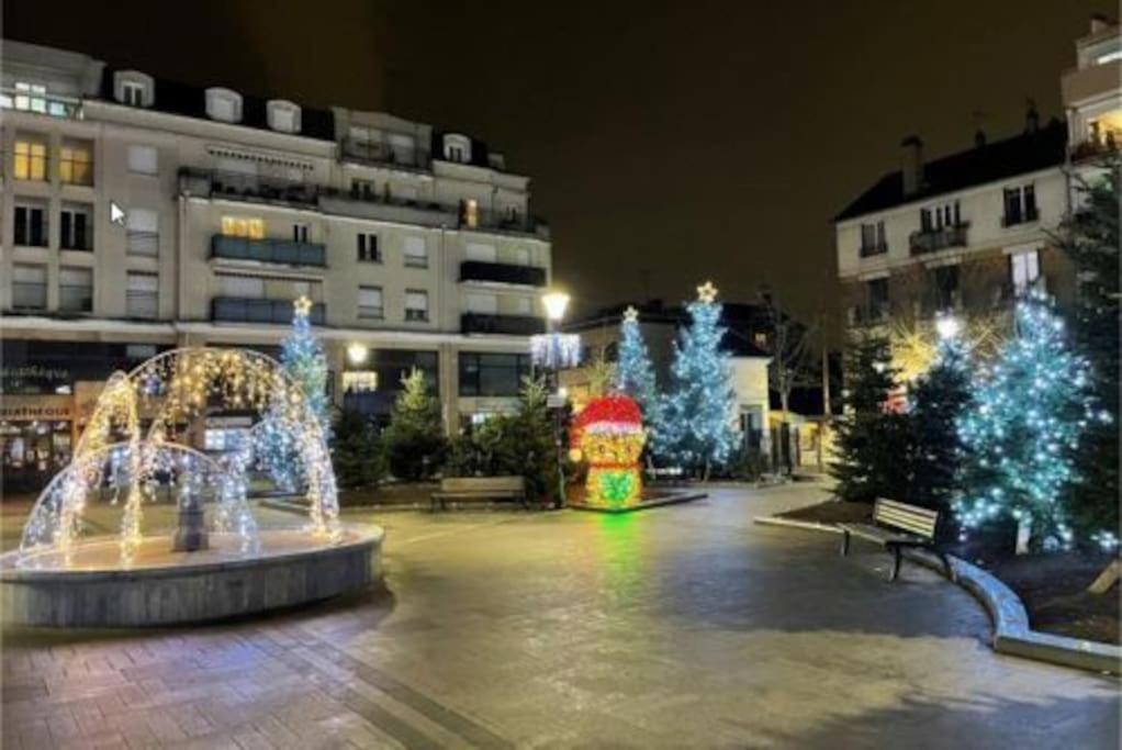 Studio A 2 Pas De La Gare Sartrouville Zewnętrze zdjęcie